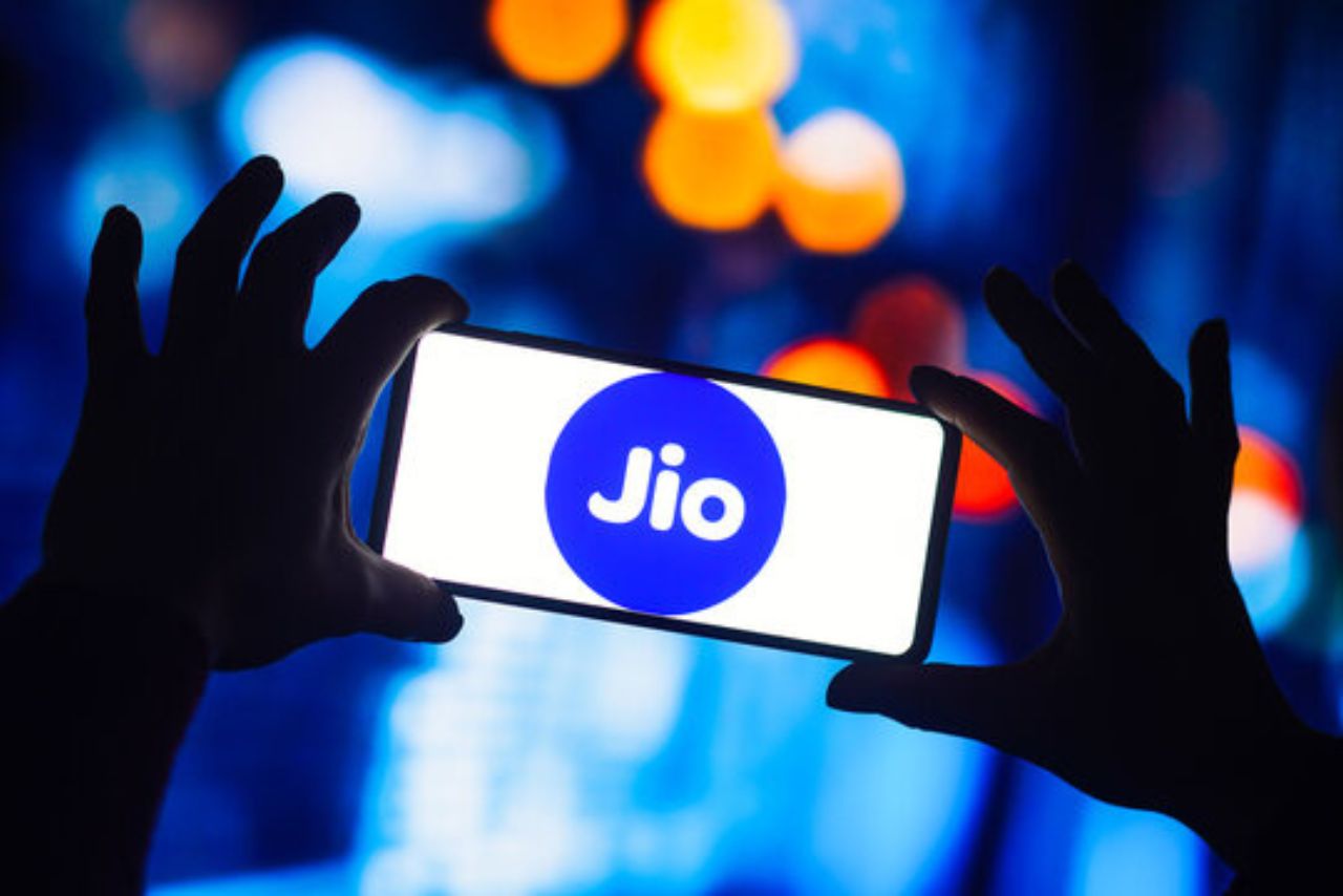 reliance-jio-to-disrupt-investment-space-like-telecom?