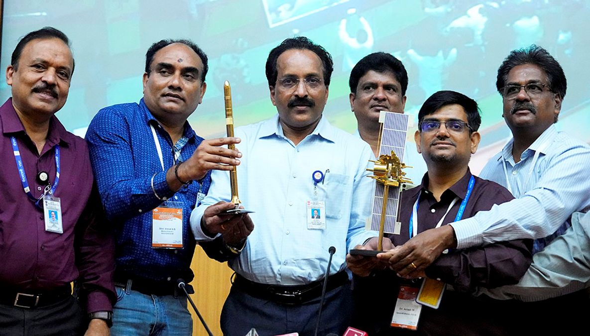 isro-successfully-launches-eos-08-satellite-aboard-sslv-d3-rocket